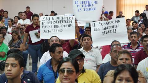 ‘Rechazamos el subsidio del pasaje, ese dinero es de obras de Guayaquil y no para un sistema de recaudación’, dicen transportistas 