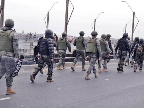 Corte analiza constitucionalidad de tres normas más relacionadas con el uso de la fuerza militar en manifestaciones