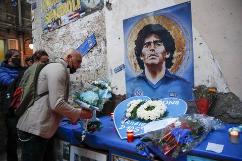Así recuerdan en Nápoles a Diego Armando Maradona, su máximo ídolo, en el tercer aniversario de su fallecimiento  
