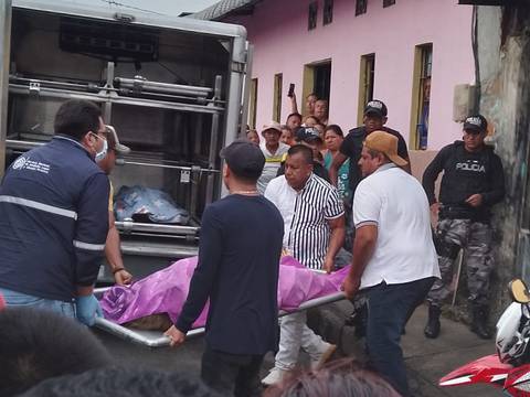 Padre, madre e hijo fueron asesinados dentro de taller de motocicletas, en Quevedo