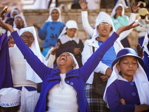 Iglesias evangélicas prometen en Madagascar el paraíso en la Tierra