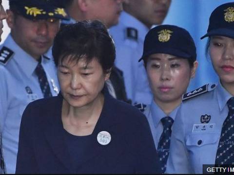 Cómo un perrito desató el mayor escándalo de corrupción en Corea del Sur y apartó del poder a la presidenta Park