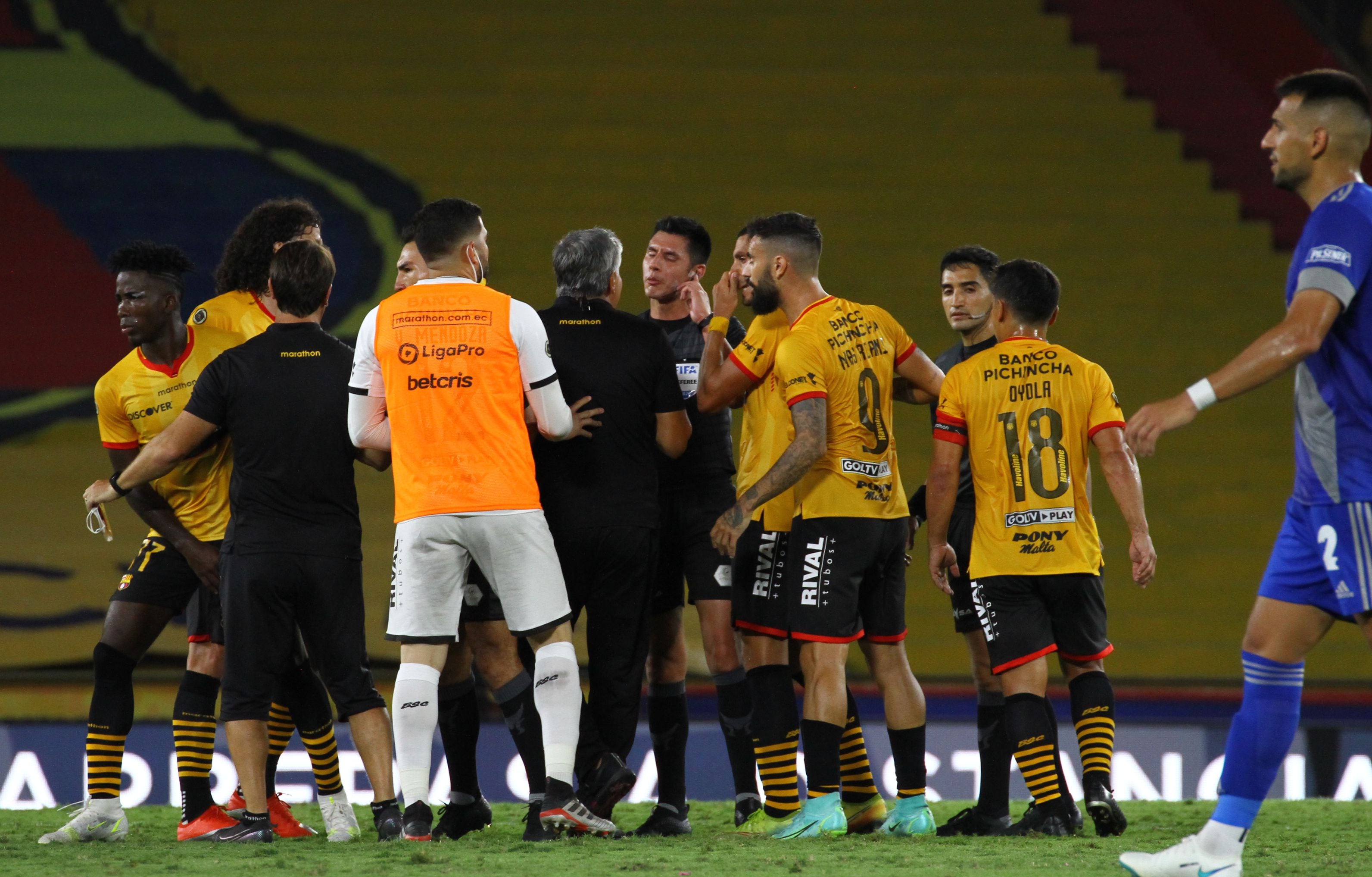 Posibles alineaciones de Emelec y Barcelona SC para el Clásico del Astillero