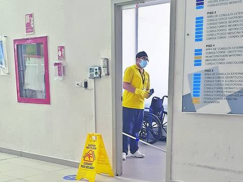 Nueva pugna por el contrato para  limpieza en hospital del  IESS Ceibos