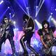 Pirotecnia y luces robóticas en concierto de Kiss en el Bicentenario