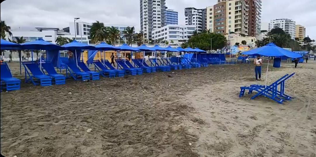 Bañistas desalojaron playas en Ecuador por precaución ante amenaza de tsunami; en varias localidades sonaron alarmas para alertar a ciudadanos