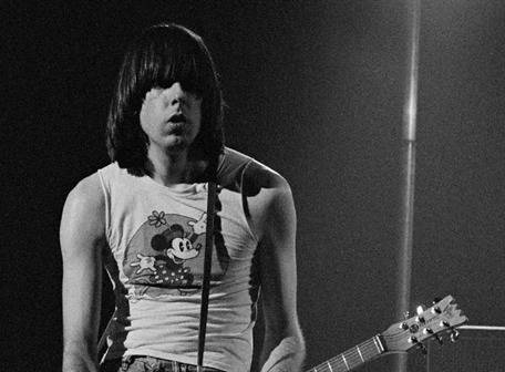 enlace Por favor tetraedro Johnny Ramone, el versátil ícono punk | Cine | Entretenimiento | El Universo