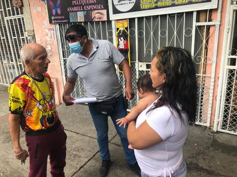 Mujer pidió prestado el baño de una casa y al salir dejó abandonada a su bebé, en el Guasmo sur de Guayaquil