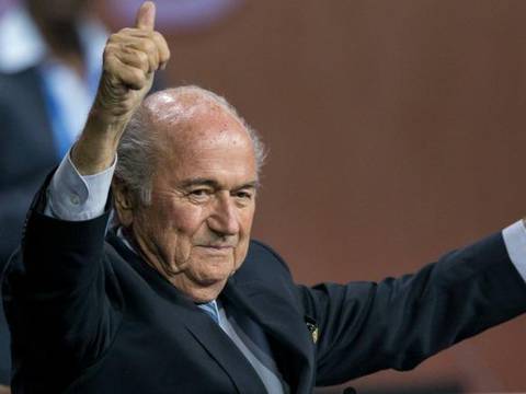 Joseph Blatter dice que Gianni Infantino es su "digno sucesor" en la FIFA
