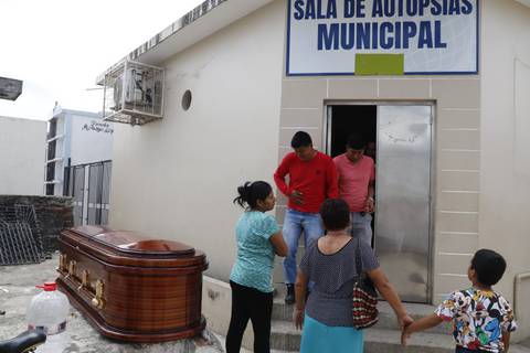 Un hombre apuñaló a su conviviente en Milagro y luego se quitó la vida 