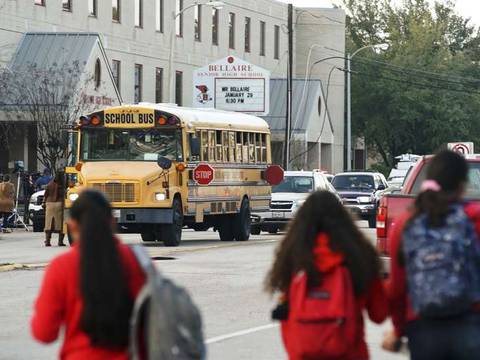 Estudiante fue asesinado a balazos en escuela secundaria de Texas