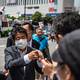 Disparan a ex primer ministro japonés Shinzo Abe durante discurso en acto de campaña