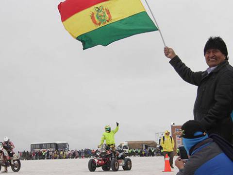 Evo Morales viaja a Paraguay para largada simbólica del Dakar