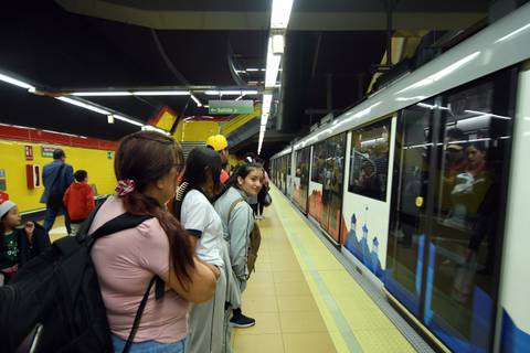 Una unidad del Metro de Quito fue vandalizada
