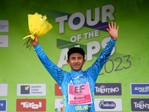 Alexander Cepeda lidera la clasificación de la montaña en el Tour de los Alpes