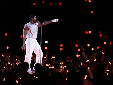 Usher conquista el medio tiempo del Super Bowl 2024 junto con Alicia Keys, H.E.R. y Will.i.am