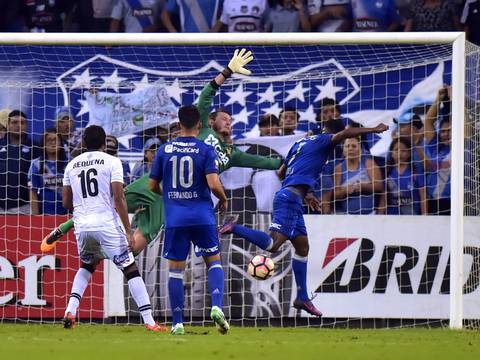 Emelec goleó 3-0 a Melgar y clasificó a octavos de final en Copa Libertadores