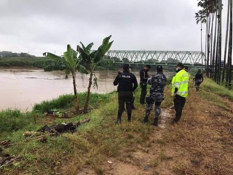 Encuentran cadáver en río Catarama del cantón Urdaneta