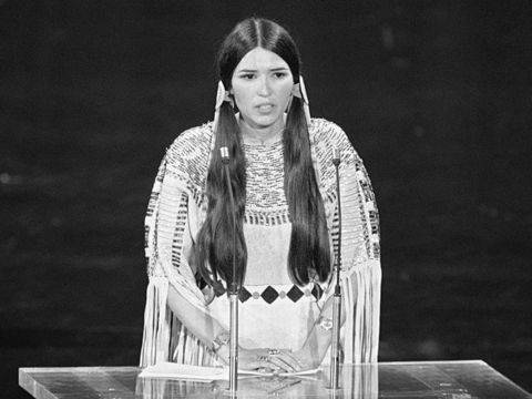 Fallece Sacheen Littlefeather, la activista indígena que defendió a los nativos en una ceremonia de los Óscar