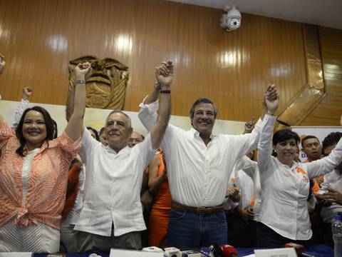 Grupo de Jairala puso 18 candidatos y 2 la ID en lista de alianza en Guayas