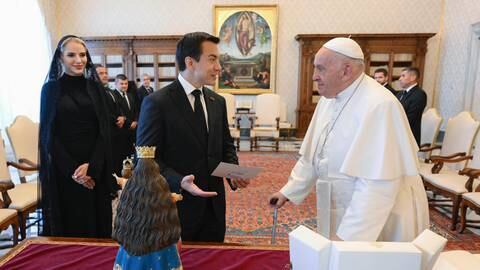 Daniel Noboa se reunió con el papa Francisco en el Vaticano, durante su viaje oficial por Europa