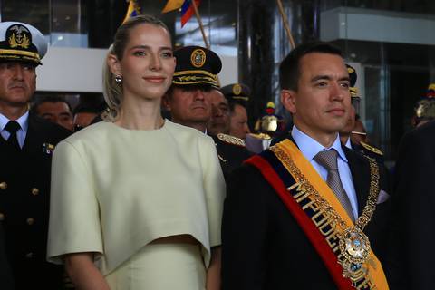¿Cuáles considera que son las labores que debe desempeñar la primera dama del Ecuador? (O)