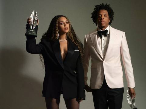 Beyonce y Jay-Z dedican premio GLAAD a integrantes homosexuales de la familia