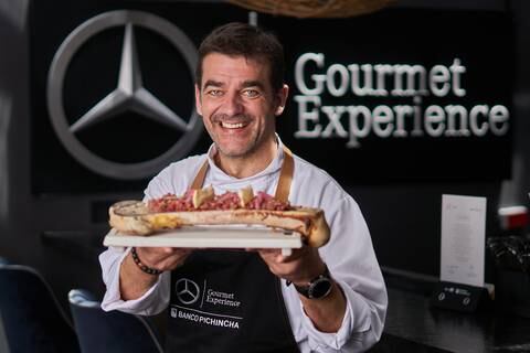 ‘Los chefs nunca sabemos lo suficiente y nunca debemos parar de aprender’: el chef español Héctor López llevó a Quito su especialidad con la carne de buey