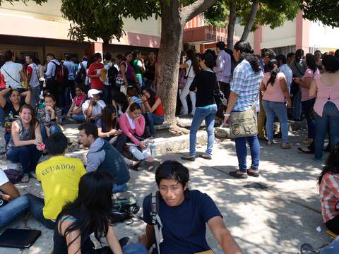 La Universidad de Guayaquil aún lidia con falta de obras, jubilaciones y equipos