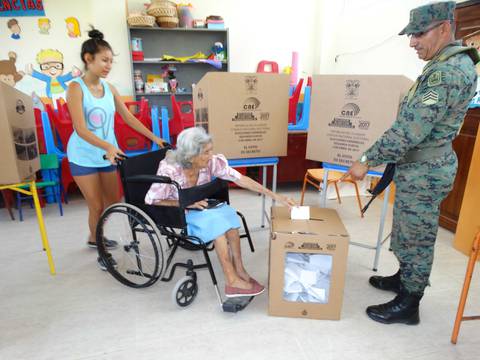 Santa Elena, el cantón que menos ausentismo tuvo en las elecciones