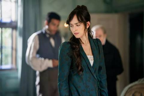 La adaptación de la novela “Persuasión” de Jane Austen, interpretada por la actriz Dakota Johnson, entre las películas más populares de Netflix en Ecuador