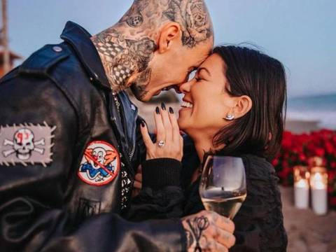 Travis Barker varió el tatuaje con el nombre de su ex y lo transformó en uno inspirado en Kourtney Kardashian