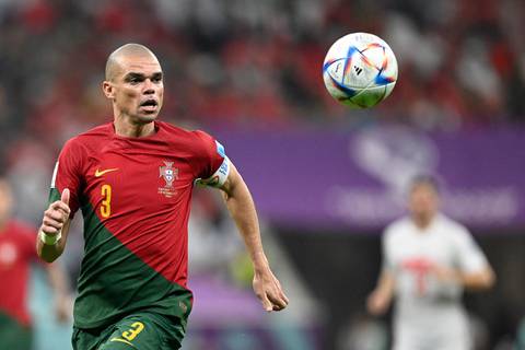 Pepe, exdefensa del Real Madrid, denuncia a argentino del Famalicão por  insultos racistas  