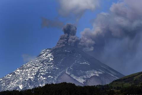 Posible caída de ceniza en la provincia del Cotopaxi por actividad del volcán este miércoles 