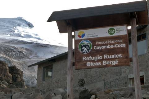 Parque Nacional Cayambe Coca permanecerá cerrado tras avalancha que deja tres desaparecidos