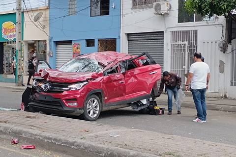 Persecución a un presunto sicario terminó con siniestro de tránsito en Manabí 