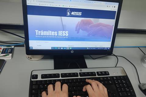 Qué tipos de afiliaciones ofrece el IESS