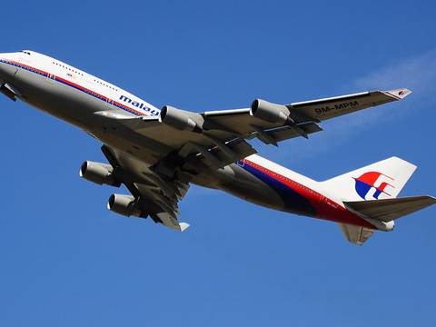 Familias recaudarán fondos para buscar avión perdido de Malaysia Airlines