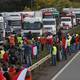 Camioneros protestan en Chile por falta de seguridad en las rutas y el alza en el precio del combustible
