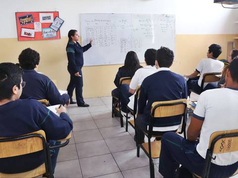 Mejorar calidad e indicadores en educación, otro reto ofrecido por Lenín Moreno y que queda inconcluso en Ecuador
