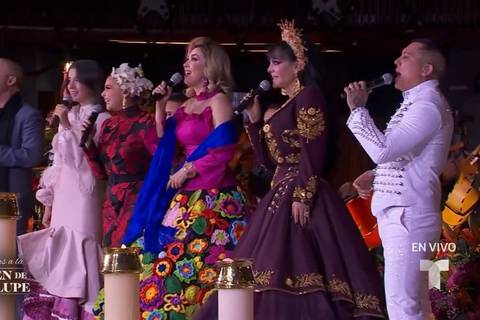 Lucero, Maribel Guardia, Itatí Cantoral, Aracely Arámbula y Daniela Romo le cantan a la Virgen de Guadalupe en su día