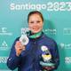 Valeria Echever dedica su medalla de plata en karate en Santiago 2023 al surfista Israel Barona, quien falleció en El Salvador