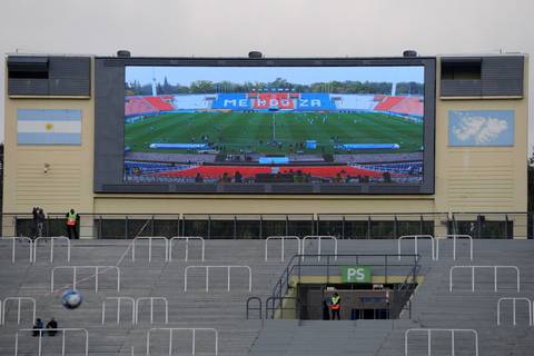 ¡Polémica en el Mundial Sub-20! Taparon el cartel de las Islas en el estadio Malvinas Argentinas