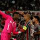 ​[Video] Felipe Melo estalla contra el arbitraje de la final de la Recopa Sudamericana: ‘¿Nadie vio lo que pasó aquí?’