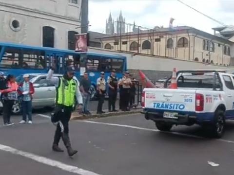 Una persona murió en el centro de Quito tras ser atropellada