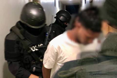 Dictan prisión preventiva para 12 supuestos miembros de Los Choneros, en Santa Elena