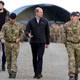 El príncipe William aparece en público en la frontera con Ucrania en una sorpresiva misión secreta