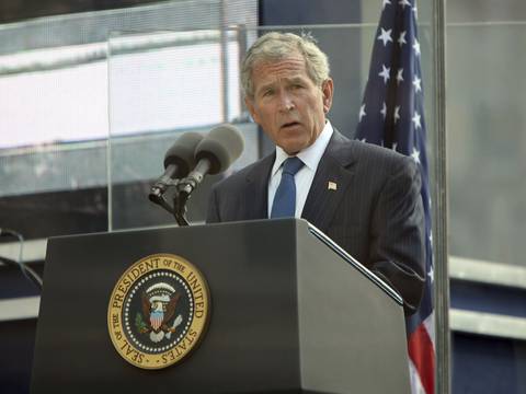 Un iraquí miembro del Estado Islámico planeó asesinar a George W. Bush, según Forbes