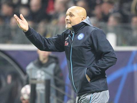 DT del Napoli pide ‘tranquilidad’ a su plantel tras la victoria en Alemania en la ida de los octavos de final de la Champions League