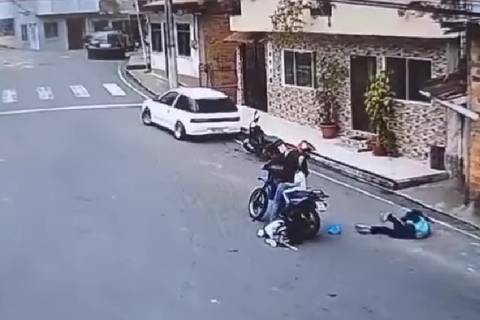 Niña de 11 años pierde el brazo al caer de una motocicleta en Piñas
